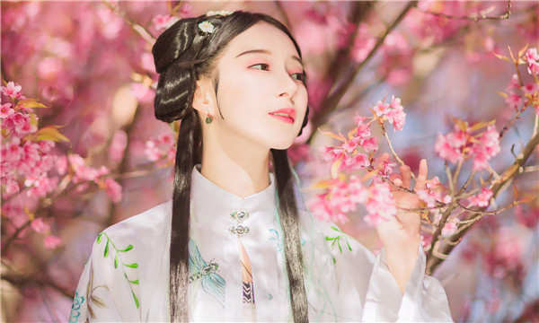 红塔供卵试管婴儿：助您实现家庭梦想的科学方案